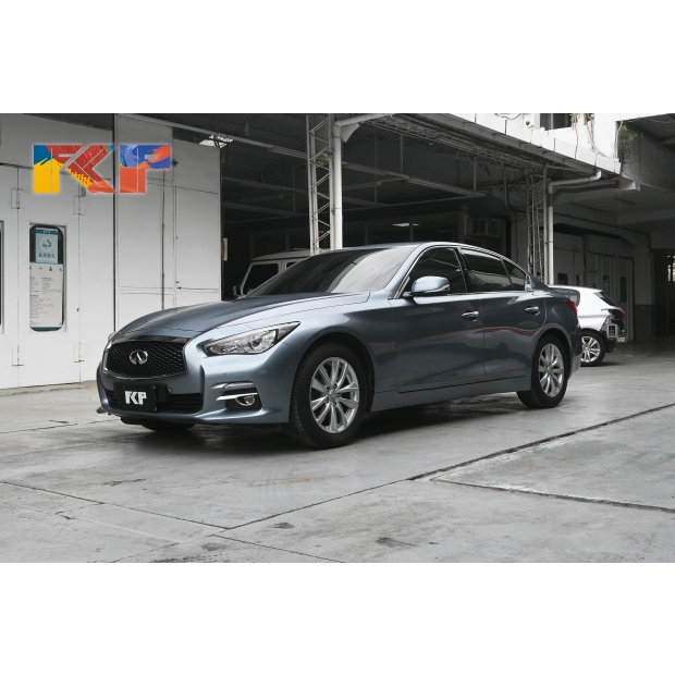 infiniti.jpg infiniti.jpg