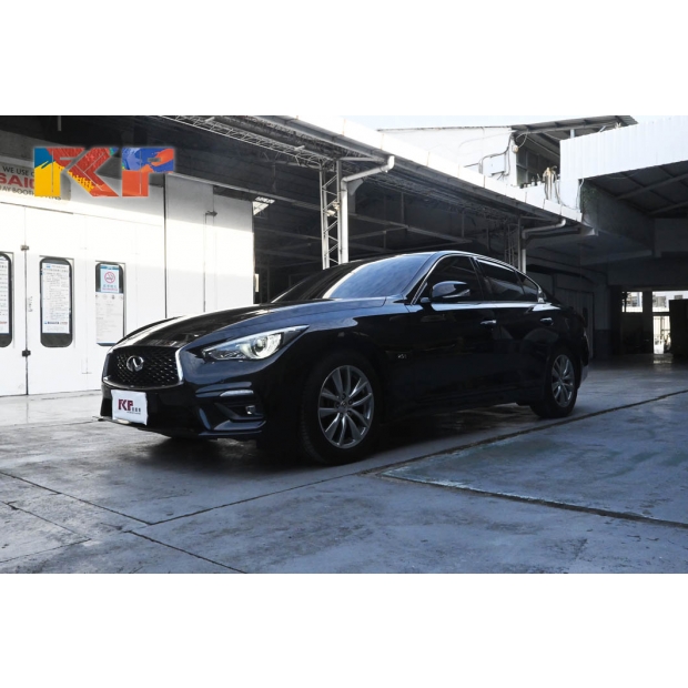 infiniti.jpg infiniti.jpg